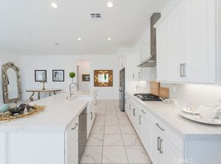 11986 Sagecrest Ct, Corona, CA 92883