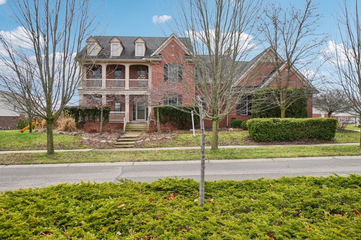 Baychester Blvd-S1403-001.jpg