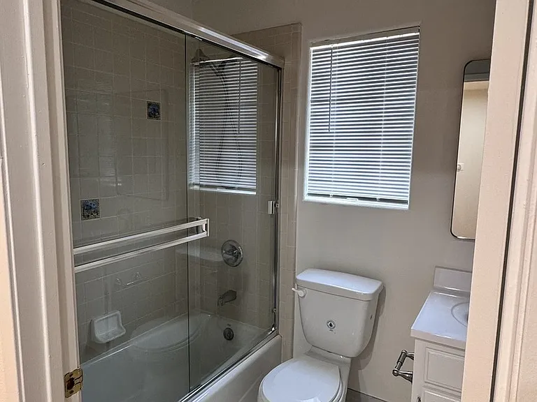 6344 Denny Ave #7 — Photo 17