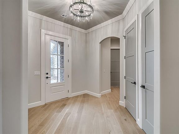 5th image of 16425 Loire West Dr