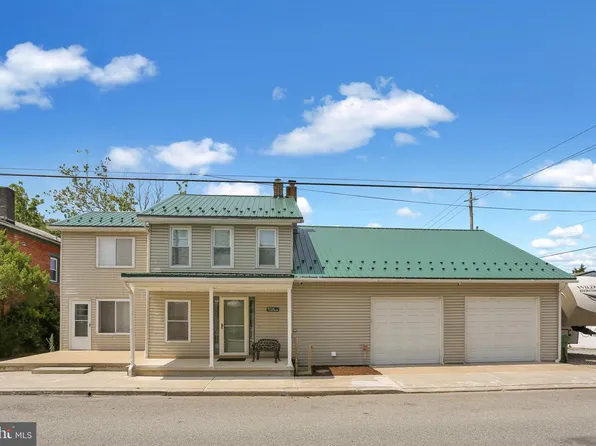 4 S Main St, Bernville, PA 19506