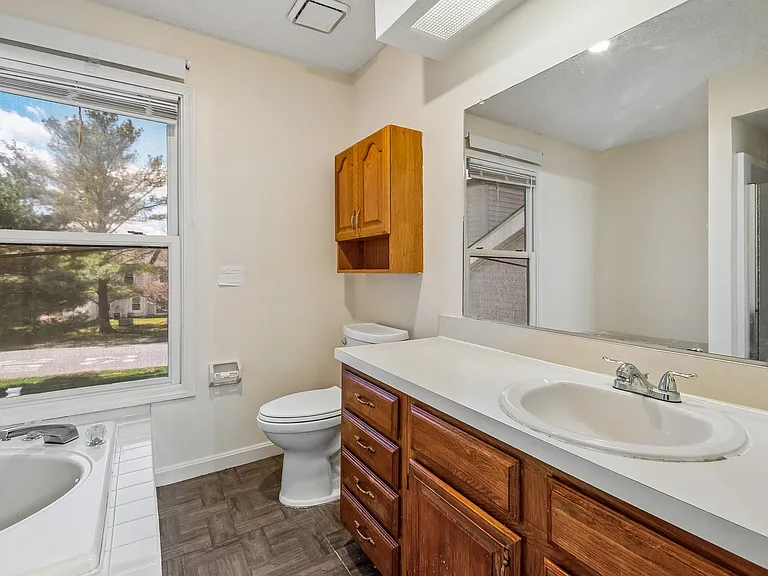 118 Magee Ct — Photo 16