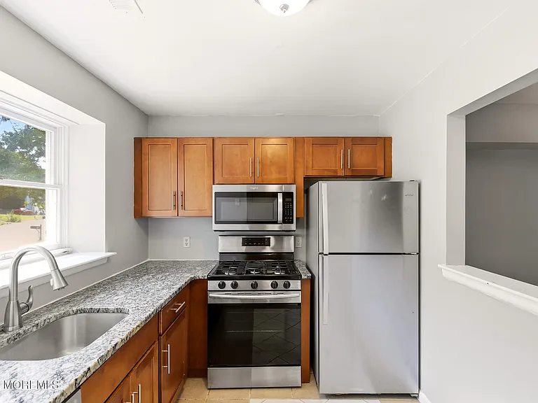 12 S Indian Valley Ct #12 — Photo 4