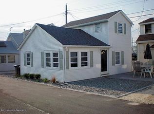 62 Surf Way, Lavallette, NJ 08735