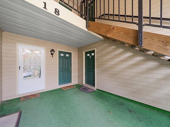 3rd image of 1 Greenwich Dr #3507