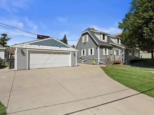 10006 West Bungalow PARKWAY, West Allis, WI 53214