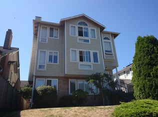 5233 18th Ave NE, Seattle, WA 98105