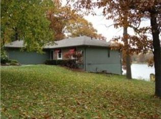 10738 Miller Ln, Kansas City, KS 66109