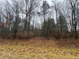 76655 40th St, Paw Paw, MI 49079