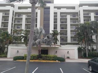 7050 NW 44th St #4, Lauderhill, FL 33319