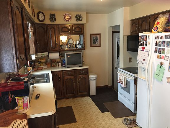 2nd image of 2164 Hayward Dr