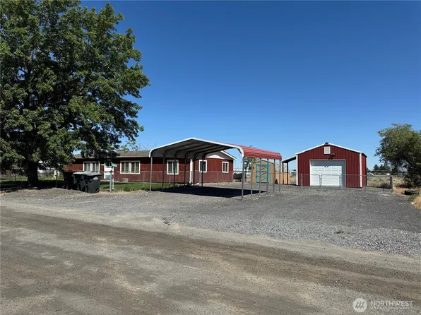 8654 Broad Street NE, Moses Lake, WA 98837