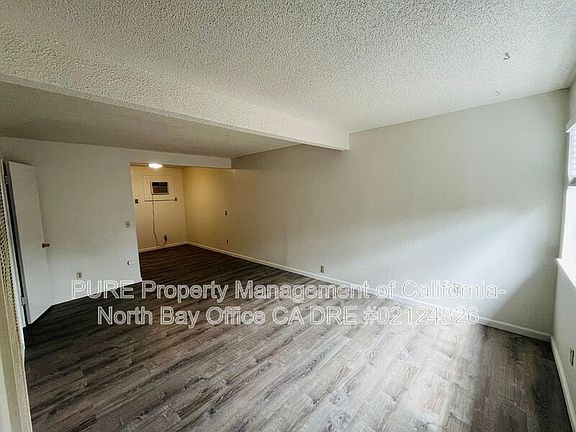 3rd image of 370 El Rio Ct APT F