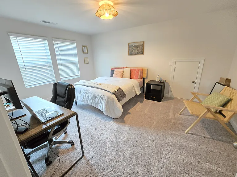 Bedroom 2 -2nd floor