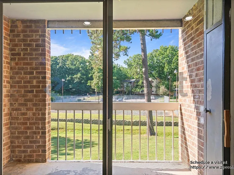 1022 Sandlin Pl #D — Photo 6
