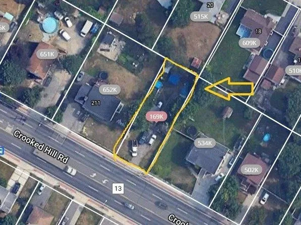 199 Crooked Hill, Brentwood, NY 11717