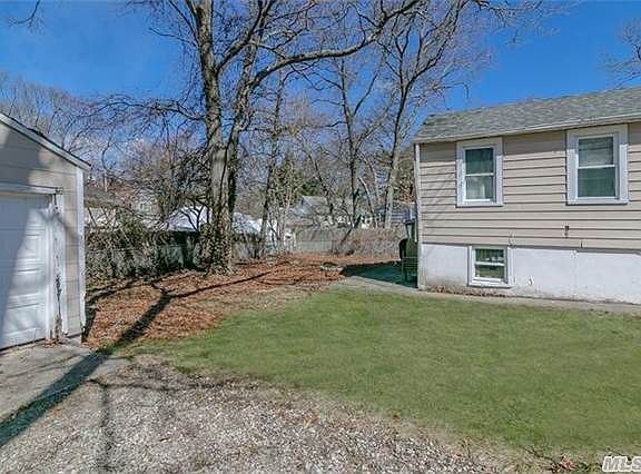 2nd image of 5 Floyd Bennett Dr