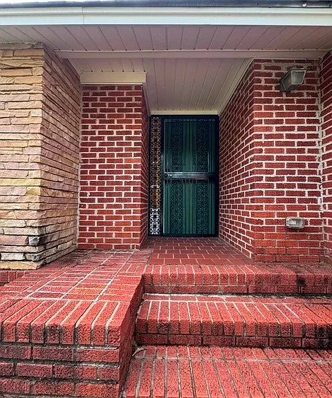 2 Brookside Dr — Photo 2