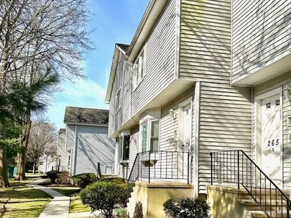 265 Glendale Avenue #E7, Bridgeport, CT 06606