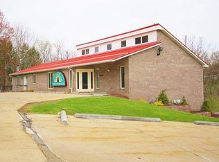 5237 Veterans Ln, Natrona Heights, PA