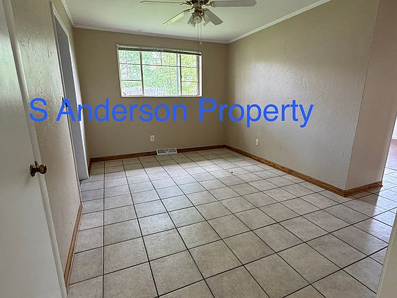 3rd image of 4124 Buckingham Dr