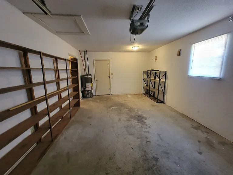 4460 Whisperwood Dr — Photo 7