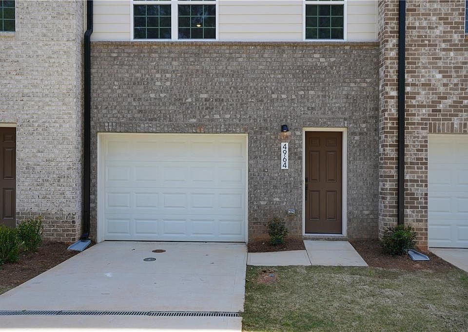 1st image of 4962 Villager Ln