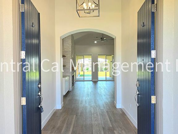 3rd image of 9029 Almond Creek Dr