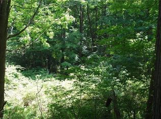 13 McDowell Rd, Ligonier, PA 15658