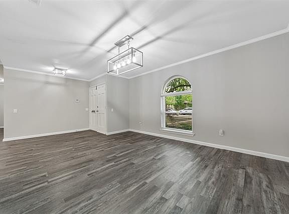 5th image of 3125 Concord Dr