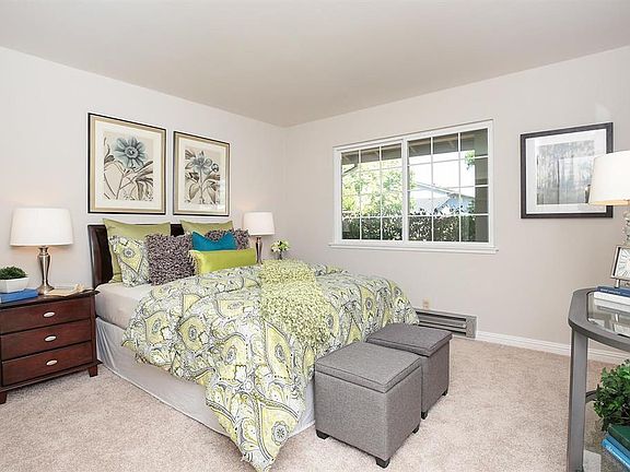5th image of 132 Belwood Ln #A