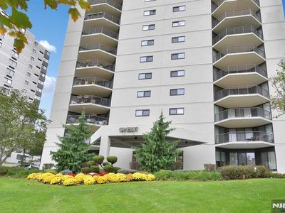 245 Prospect Ave APT 5A, Hackensack, NJ, 07601
