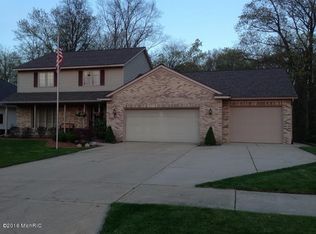 3960 Tallman Creek Dr NW, Grand Rapids, MI 49534