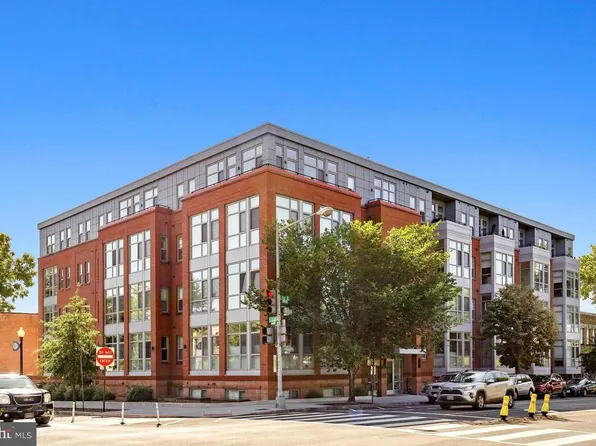 900 11th St SE Unit 410, Washington, DC 20003