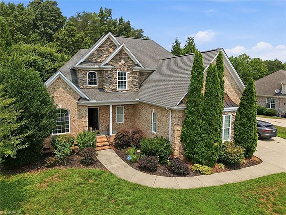 2nd image of 8106 Angels Glen Dr