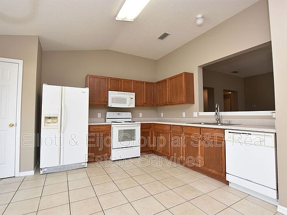 2nd image of 2234 Blackwood Dr
