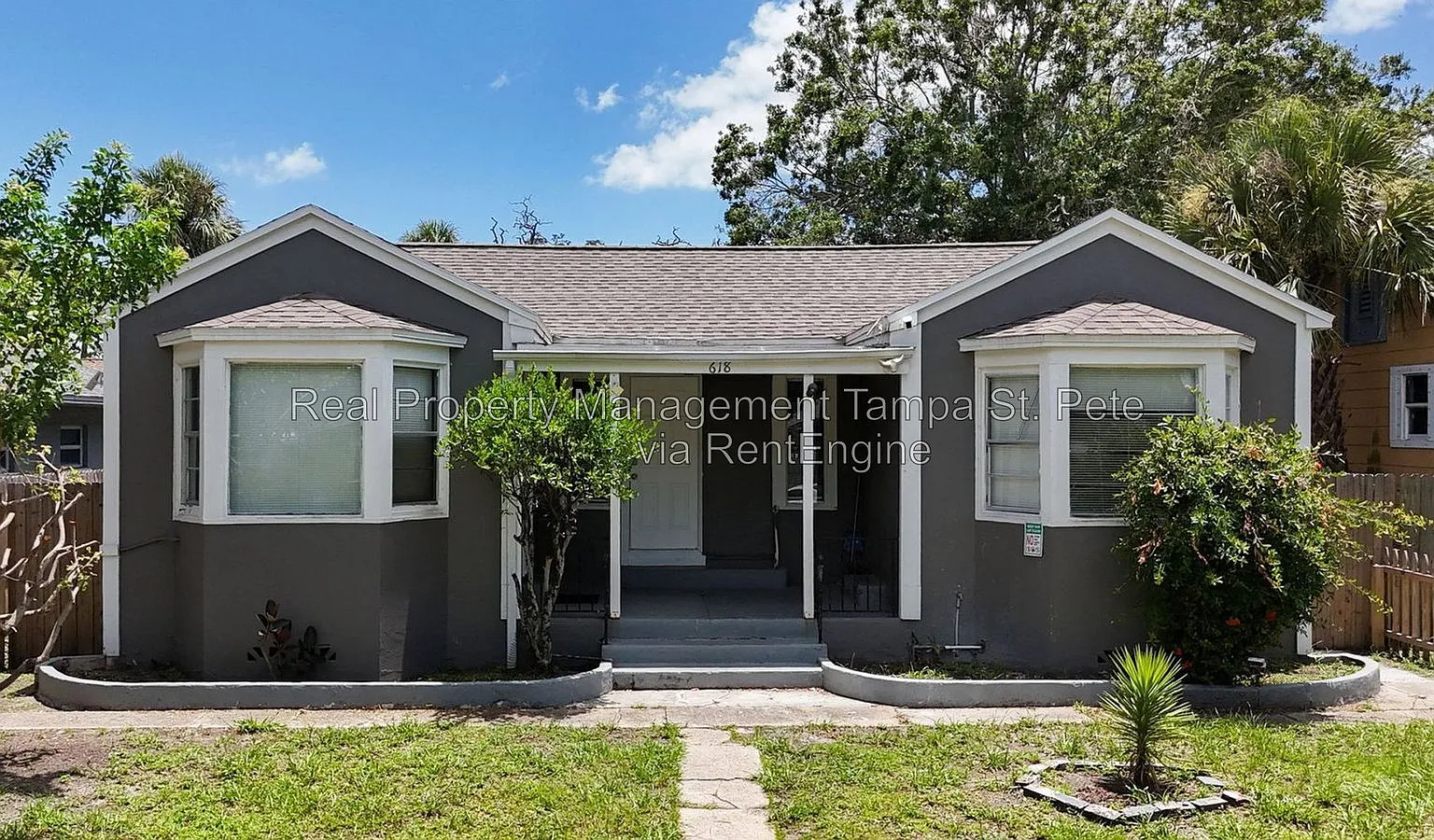 1 bed, 1.0 bath, $1,049 — Photo 1