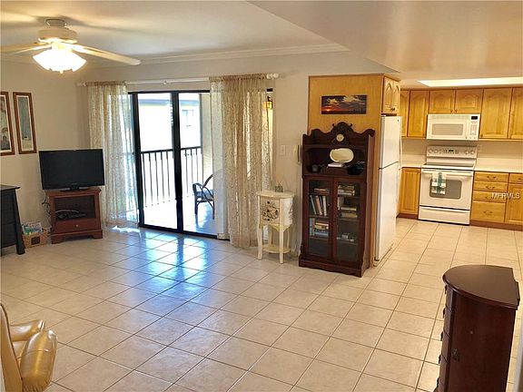 2nd image of 2679 Sabal Springs Cir APT 201