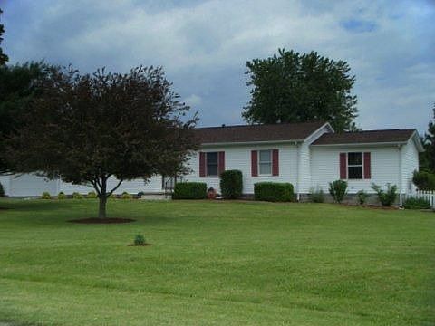 1st image of 820 Fletcher Pike