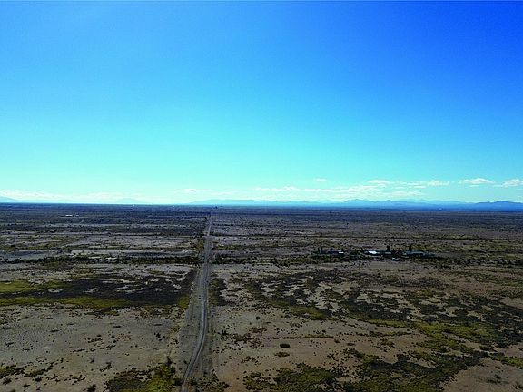 2nd image of N Ee Ranch Rd #353