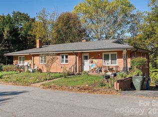 152 Tate St, Waynesville, NC 28786