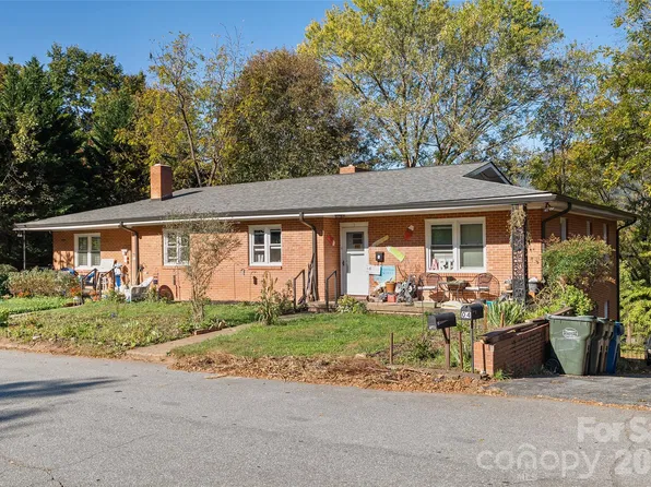 152 Tate St, Waynesville, NC 28786