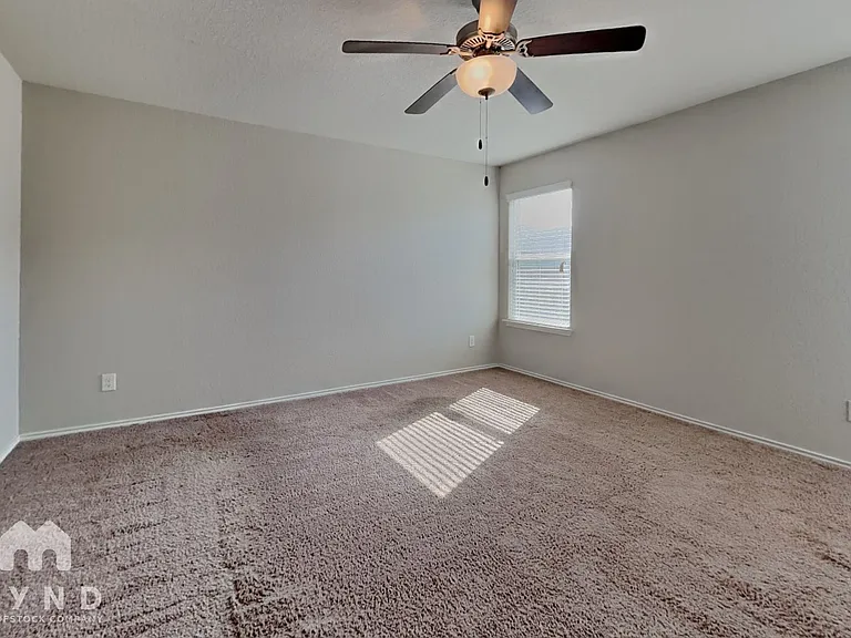 3704 Colemans Run — Photo 9