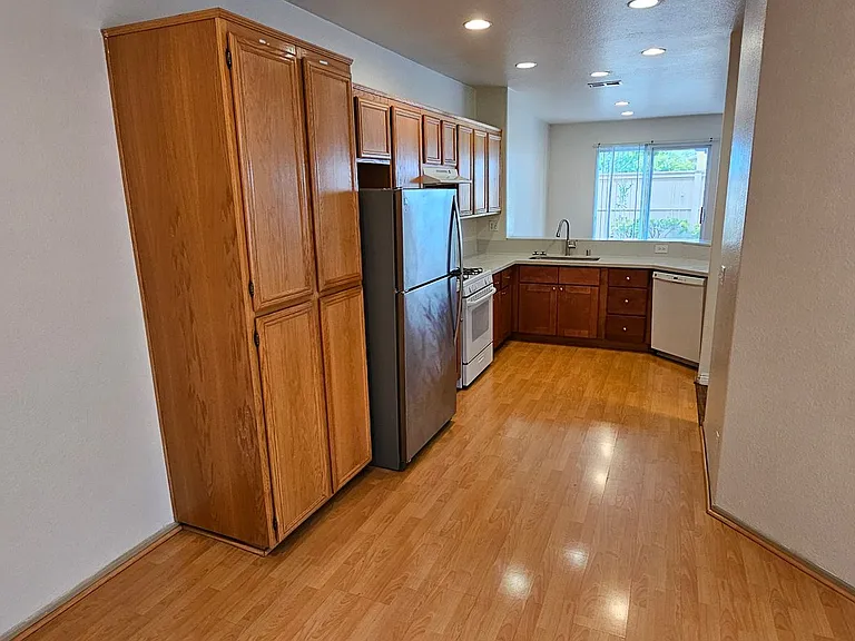 10960 Ivy Hill Dr #6 — Photo 11