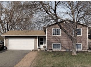 2115 Cliffhill Ln, Eagan, MN 55122