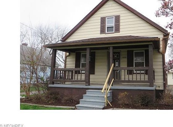 1st image of 1050 W 23rd St