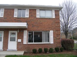 1126 N Boxwood Dr, Mount Prospect, IL