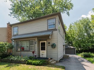 663 Columbia Ave, Elgin, IL 60120