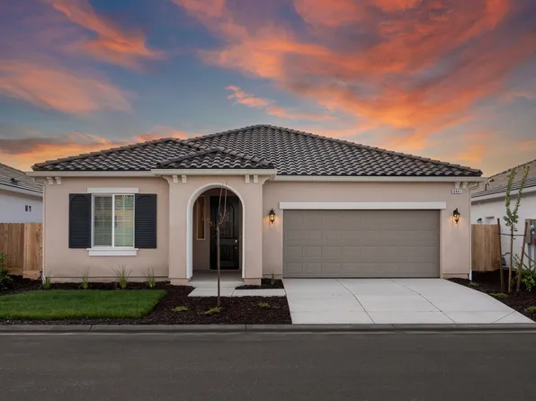 6441 E Watson Dr, Fresno, CA 93727