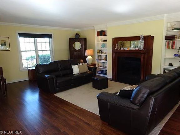 3rd image of 2981 Sulgrave Oval